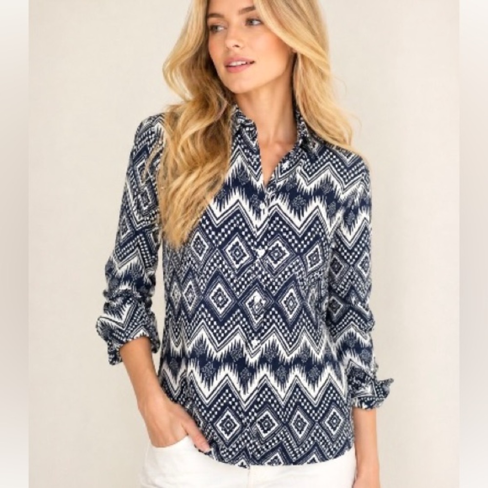 J. Crew Black Label Linen Boy Button Down Shirt in
Diamond IKAT Size 8